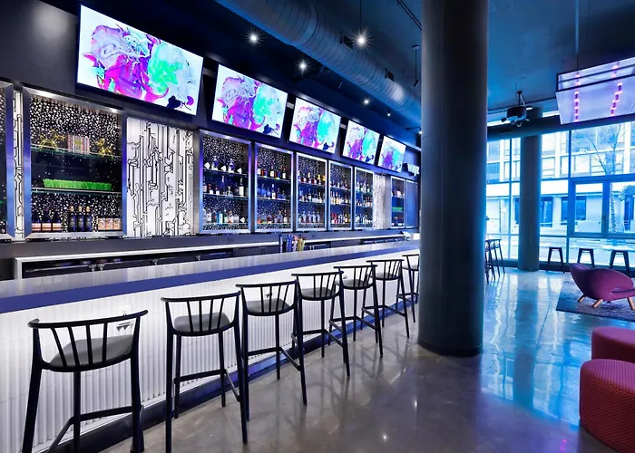 Aloft By Marriott Chicago Mag Mile